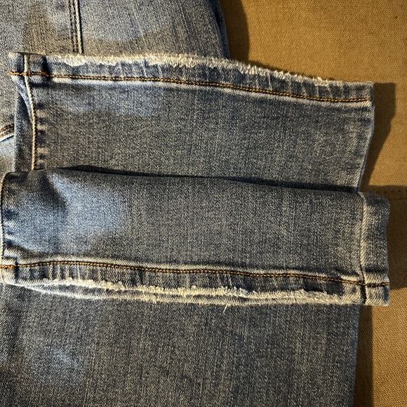 Women's Blue Jeans - Picture 6 of 6